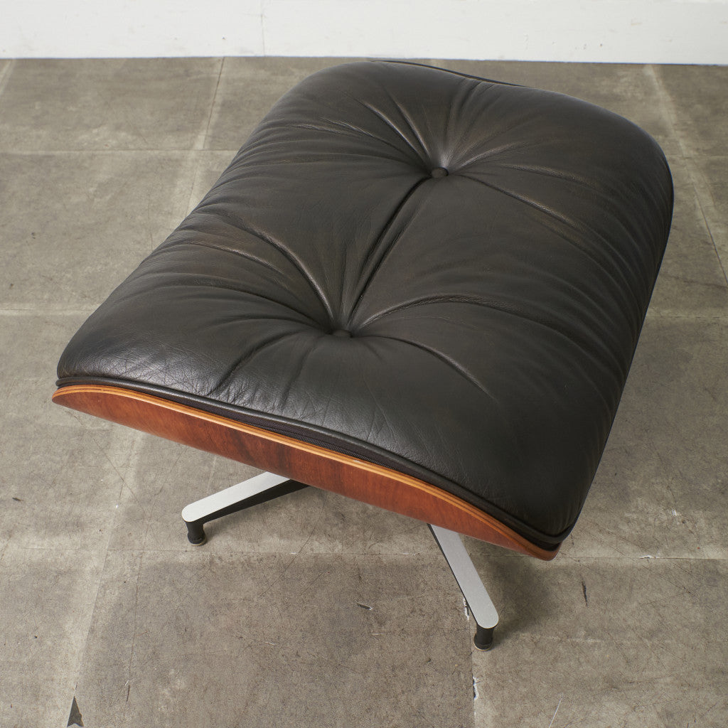 ラウンジチェア&オットマン