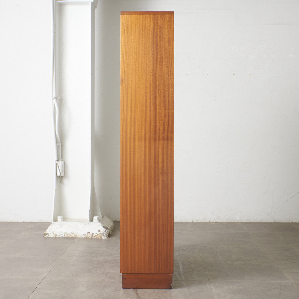 Cumbrae ヴィンテージ ガラスキャビネット – rocca rocca