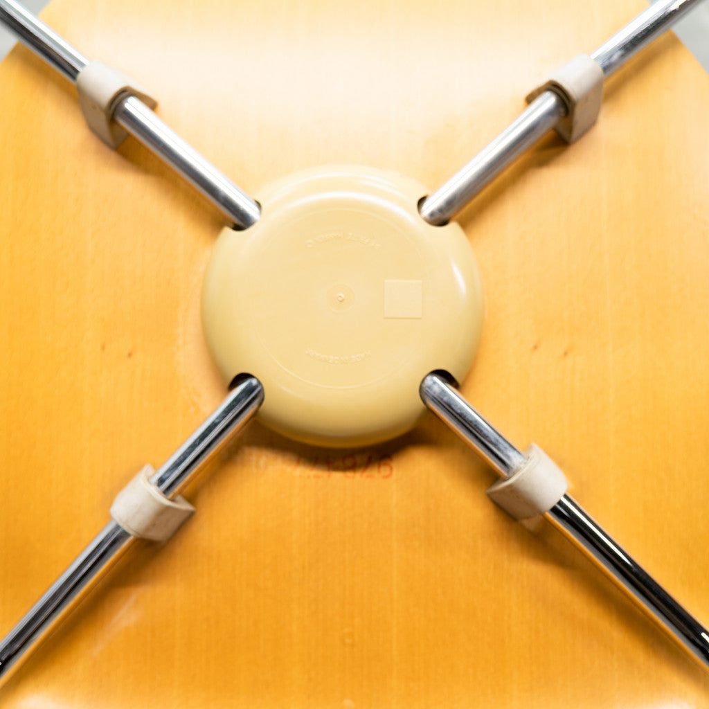 セブンチェア / フロントパディング