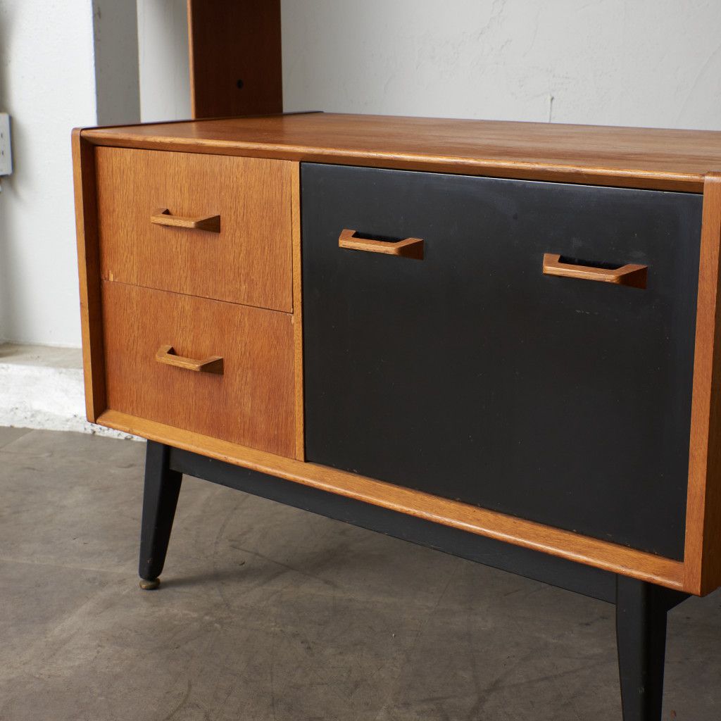 Brandon ルームディバイダー