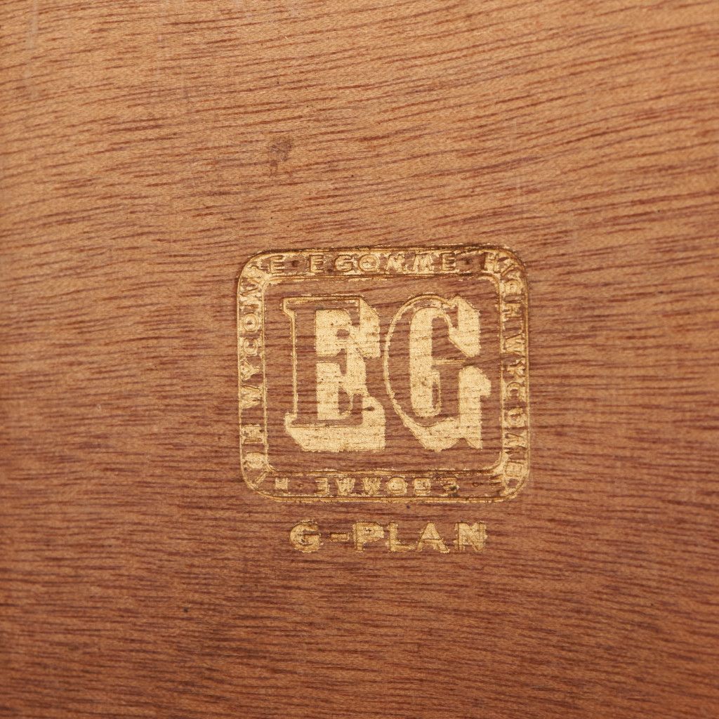 Brandon ルームディバイダー