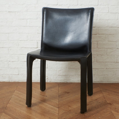 412 CAB アームレスチェア