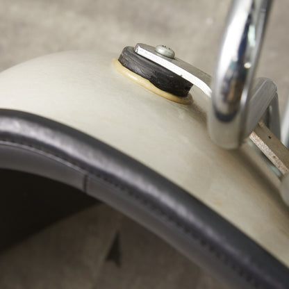 サイドシェルチェア スタッキングベース