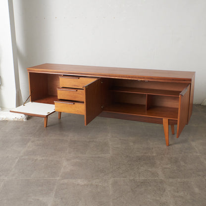 英国ヴィンテージ サイドボード