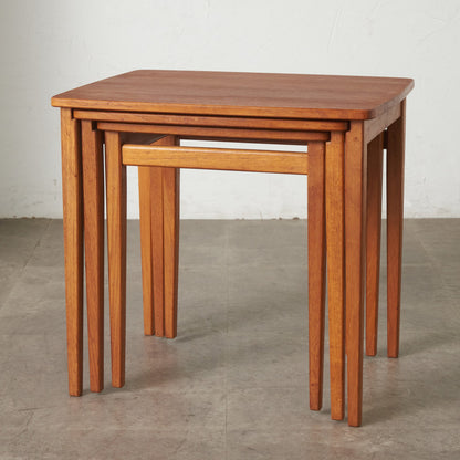 英国ヴィンテージ ネストテーブル