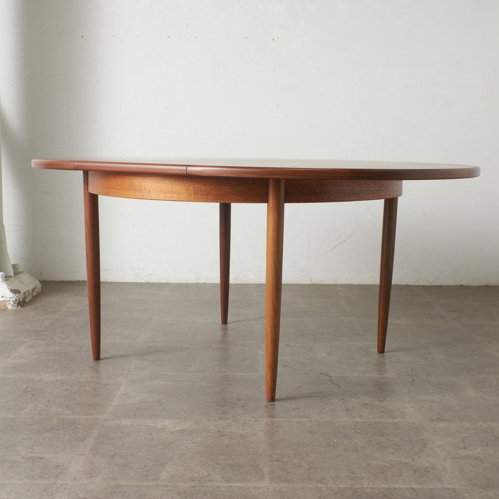 エクステンション ラウンドダイニングテーブル