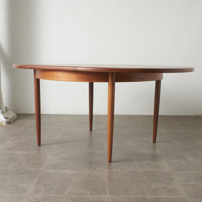 エクステンション ラウンドダイニングテーブル