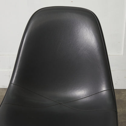 サイドシェルチェア スタッキングベース