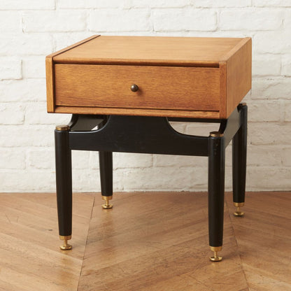 ヴィンテージ ベッドサイドテーブル