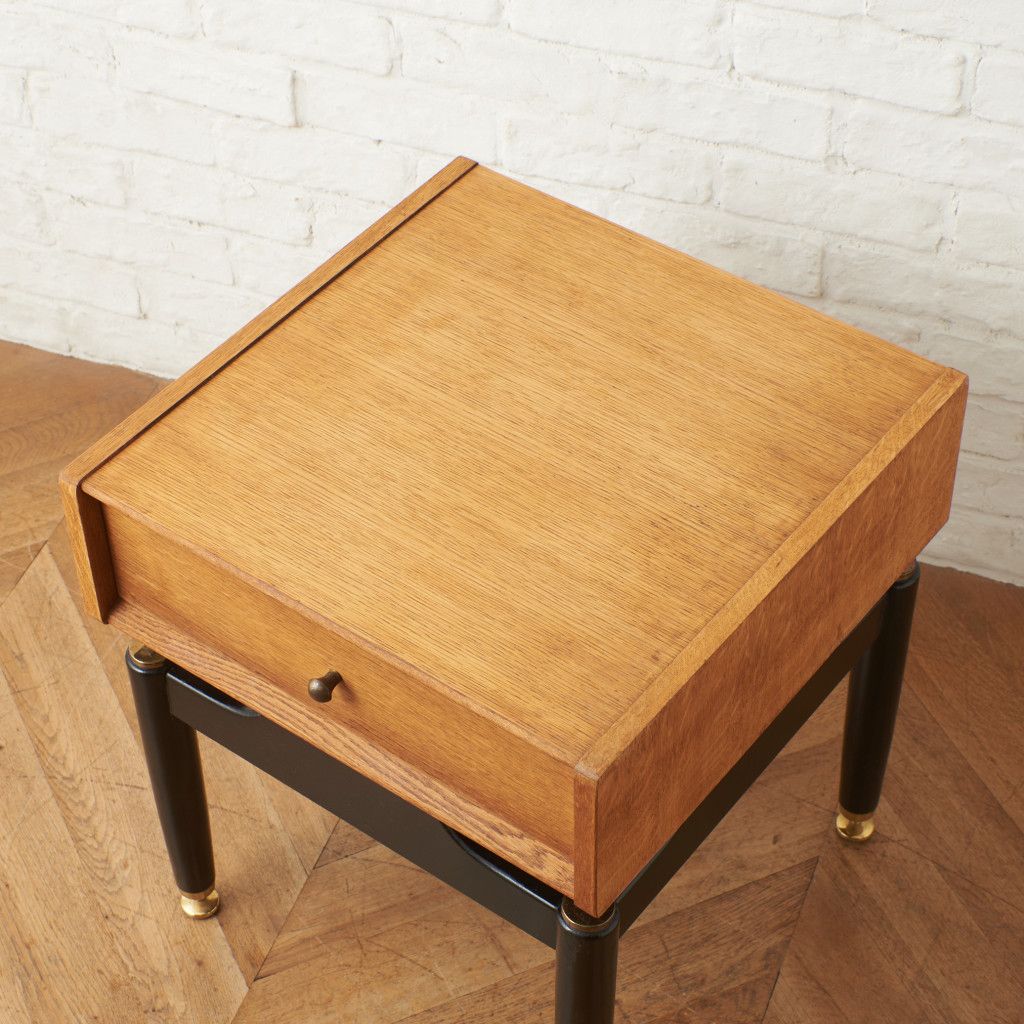 ヴィンテージ ベッドサイドテーブル