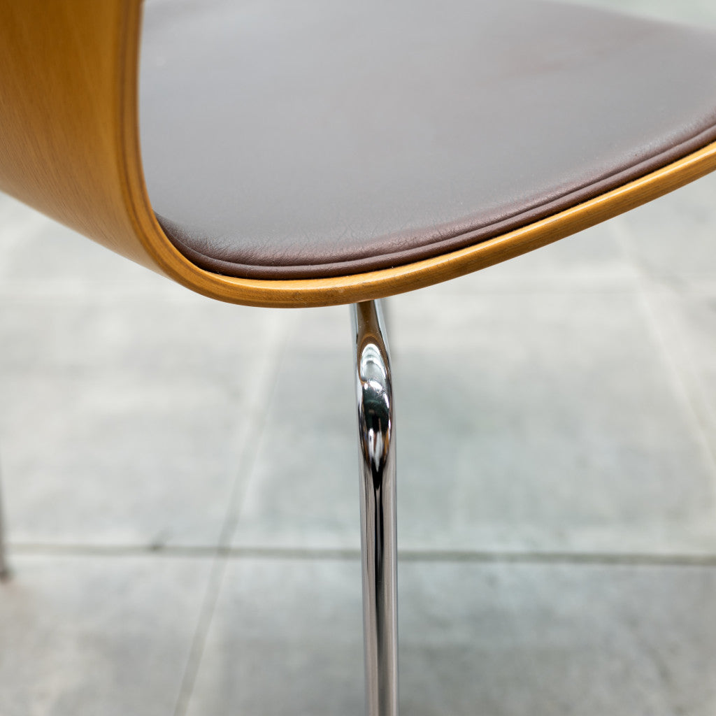 セブンチェア / フロントパディング