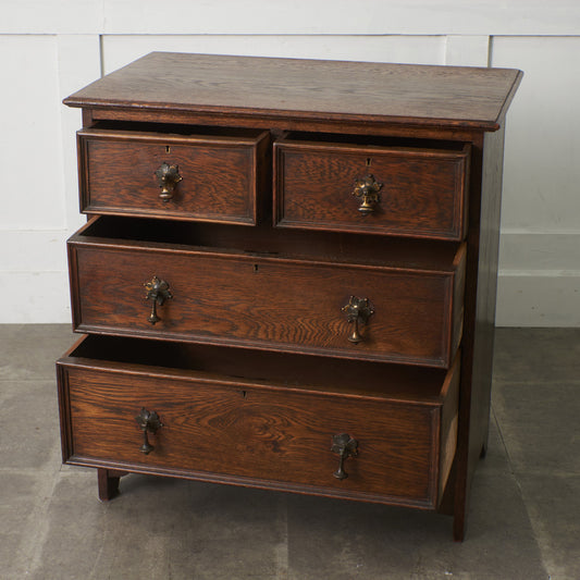 英国アンティーク 3段チェスト