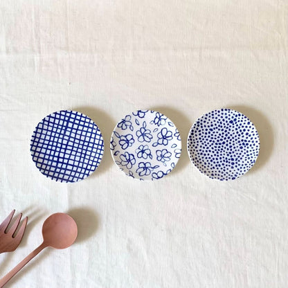 マリアンヌハルバーグ 瀬戸焼 豆皿 花柄