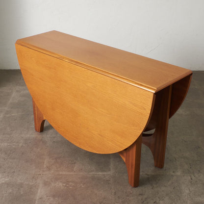 ドロップリーフゲートレッグテーブル