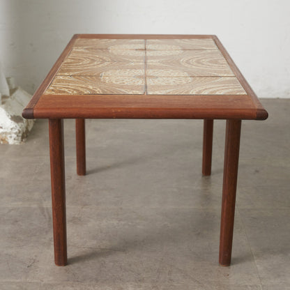 ヴィンテージ タイルトップ コーヒーテーブル