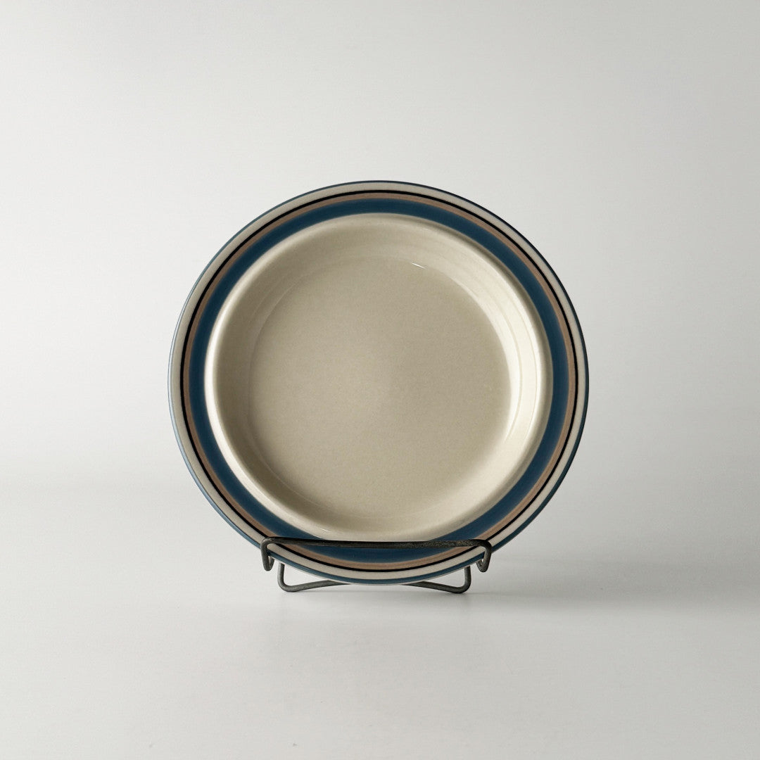 Uhtua ウートゥア ケーキプレート