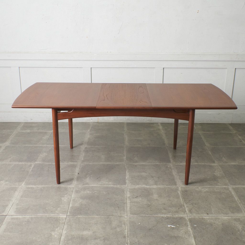 ブラジリア エクステンション ダイニングテーブル (4397)