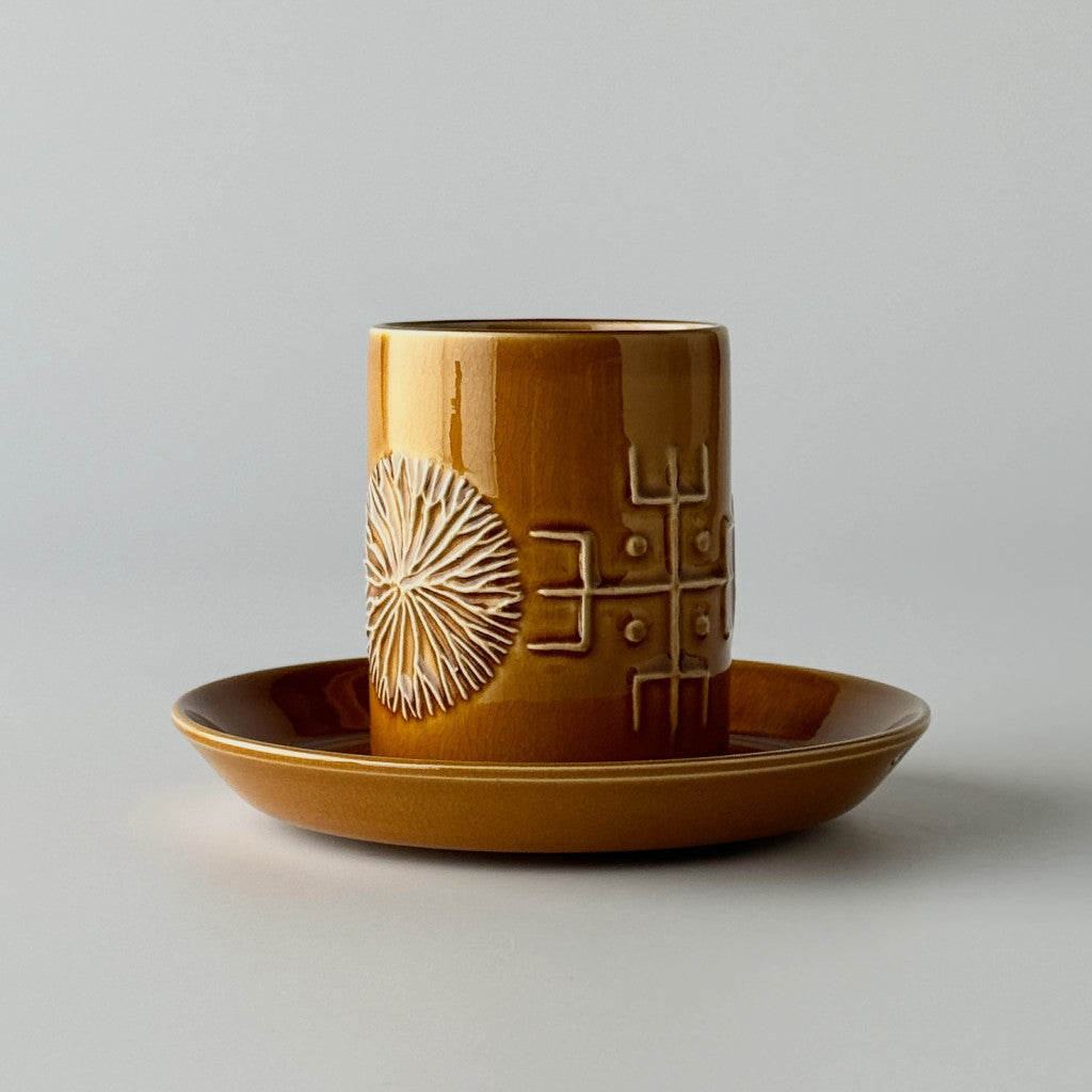 Totem トーテム カップ&ソーサー ブラウン