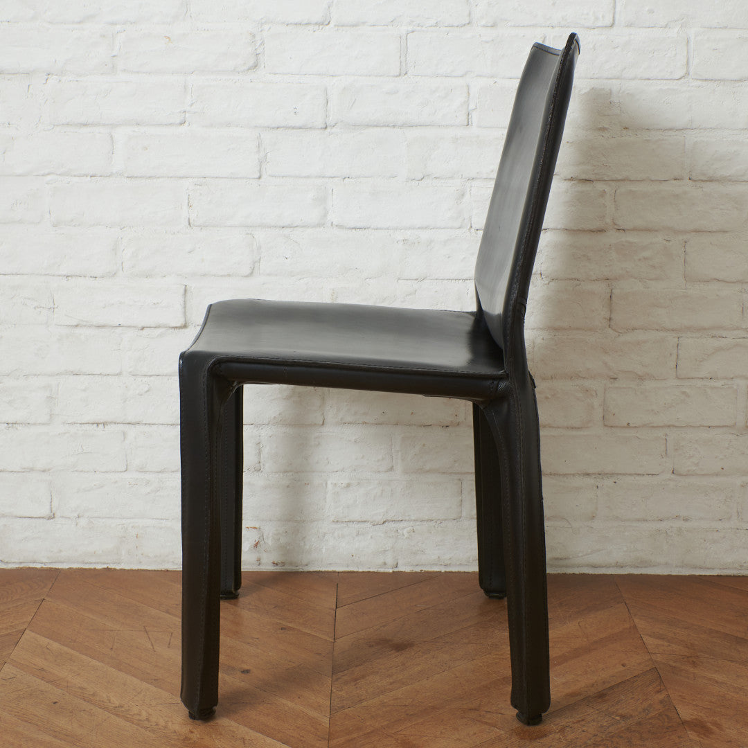 412 CAB アームレスチェア