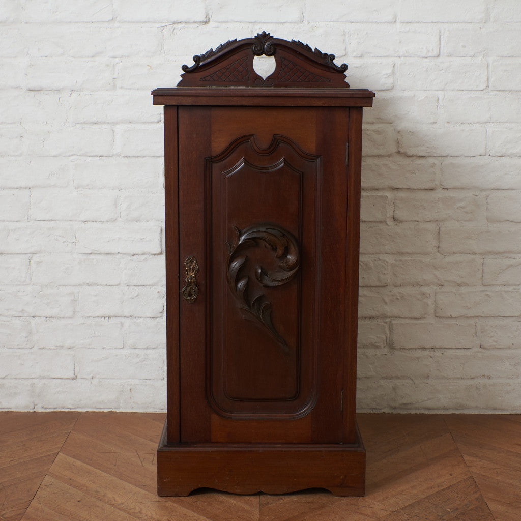 英国アンティーク ウォールナット材 スモールキャビネット