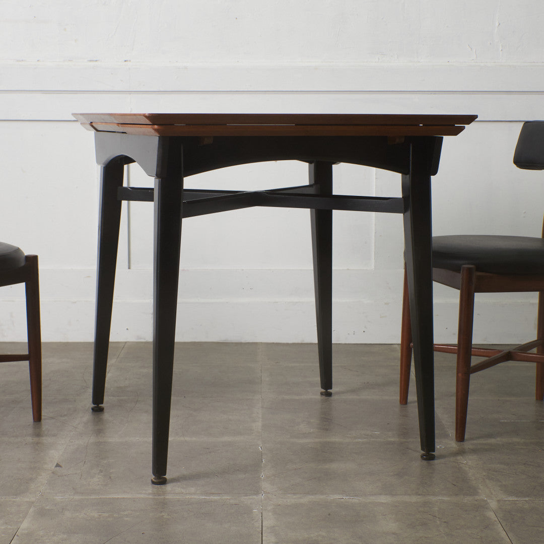 ヴィンテージ エクステンション ダイニングテーブル