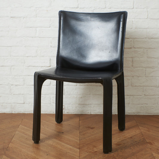 412 CAB アームレスチェア