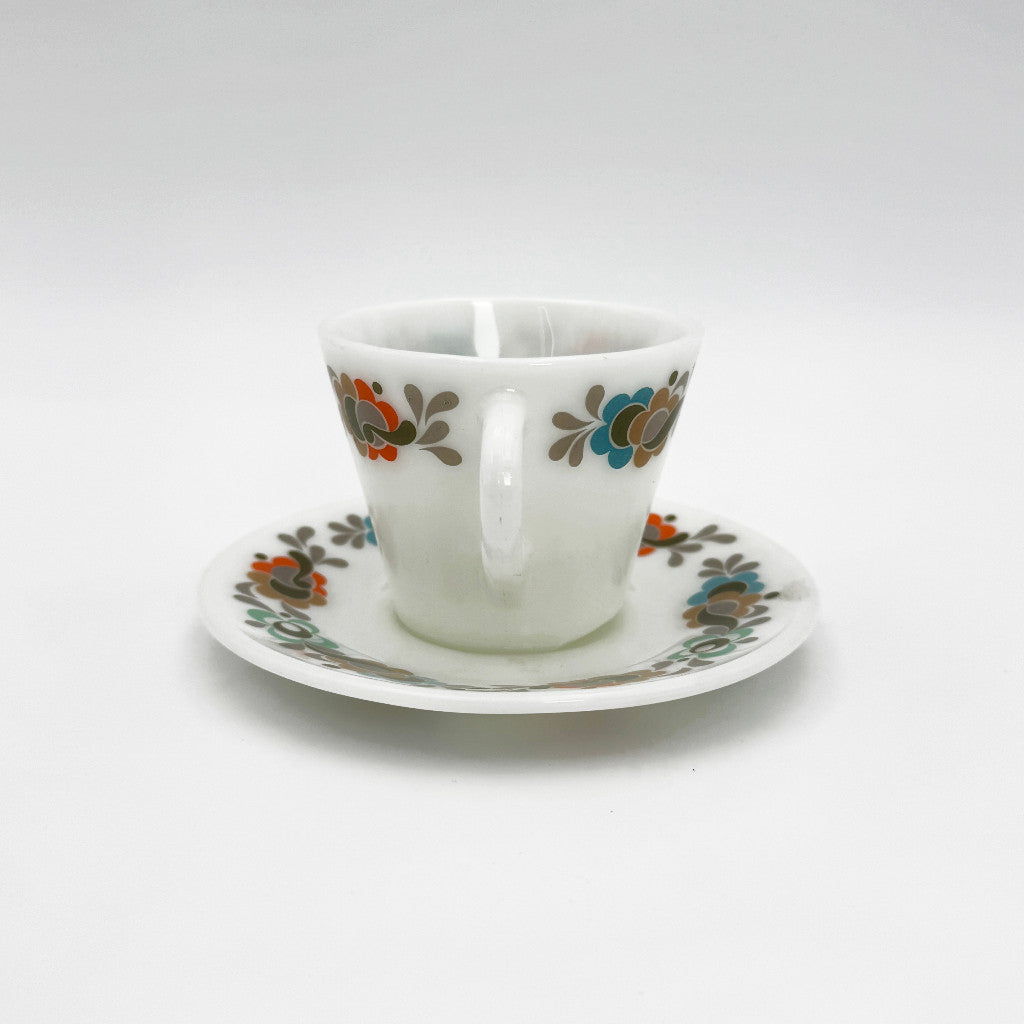 カーナビーデイジー カップ＆ソーサー