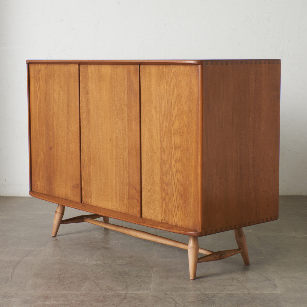 ウィンザー サイドボード 467｜アーコール ERCOL｜ルシアン