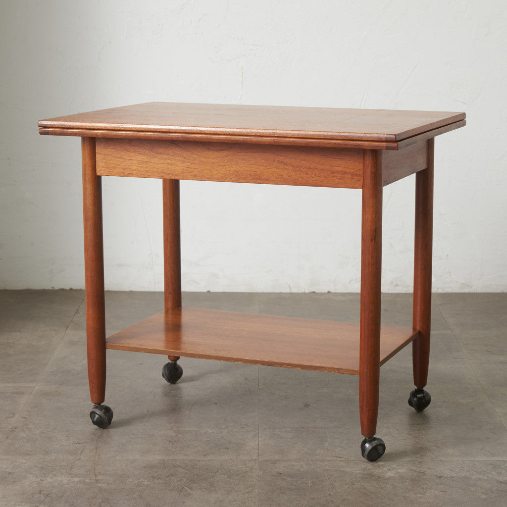 英国ヴィンテージ ターンリーフ ティートロリー