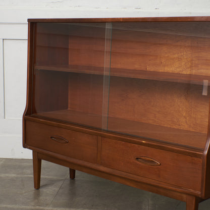 ヴィンテージ ナローガラスキャビネット