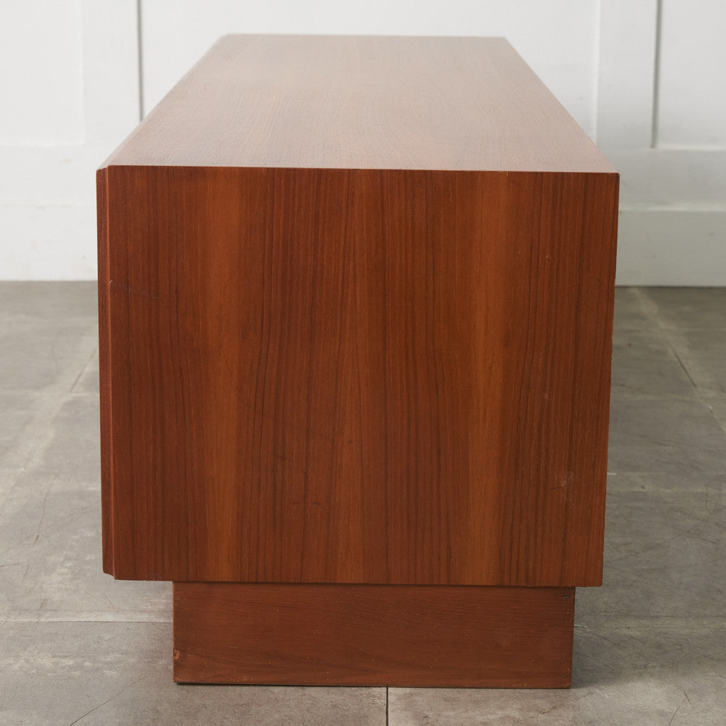 Form FIVE サイドボード