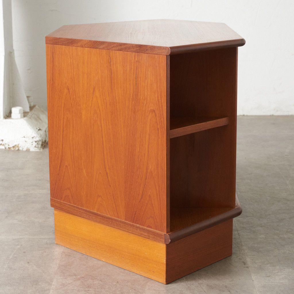 ヴィンテージ コーナー AVボード