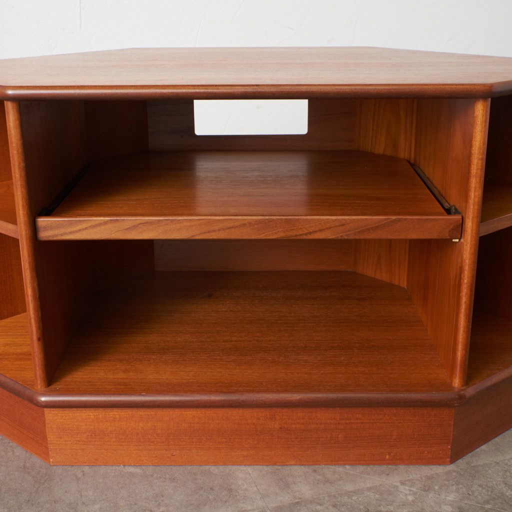 ヴィンテージ コーナー AVボード