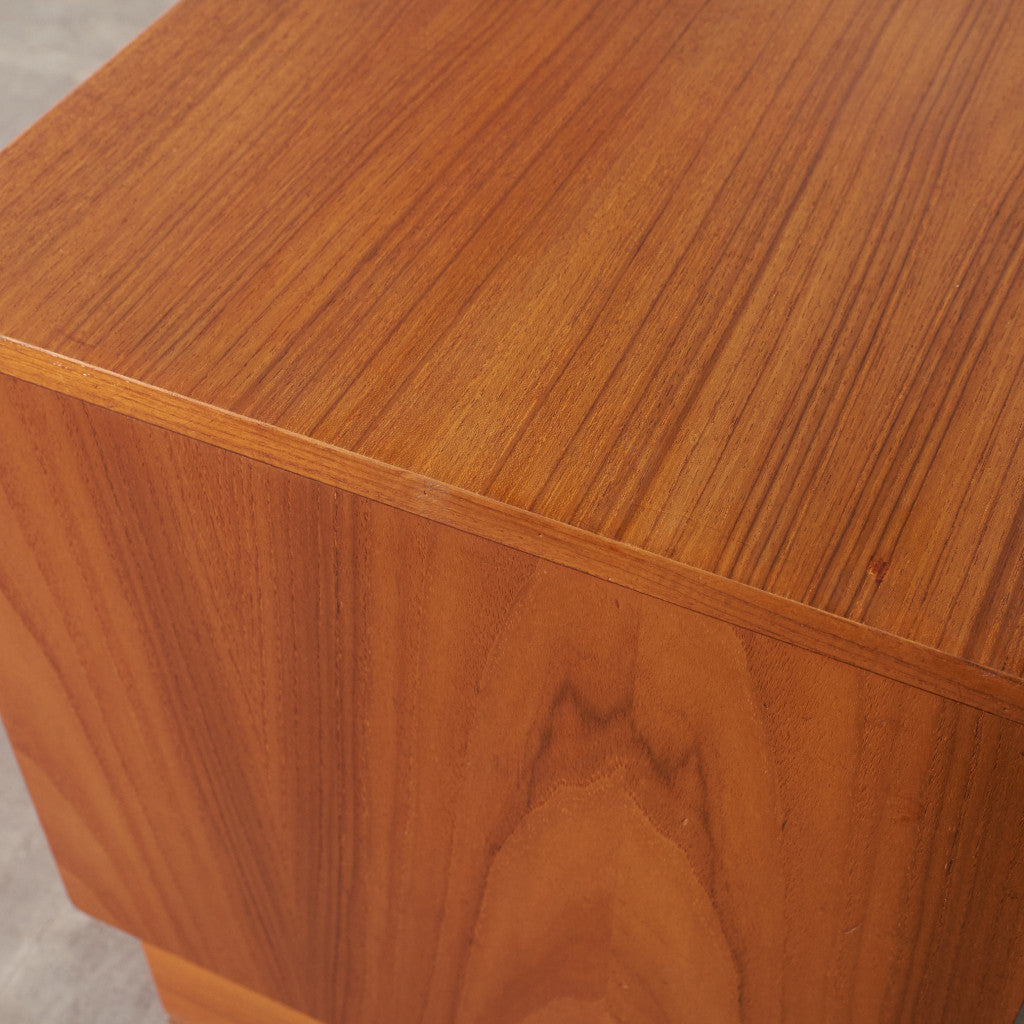 Fresco ヴィンテージ サイドボード