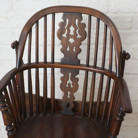 英国アンティーク ベビーチェア