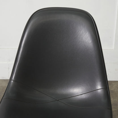 サイドシェルチェア スタッキングベース