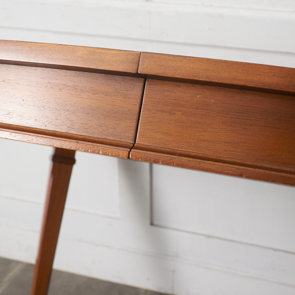 TRIUNE 伸長式 ダイニングテーブル