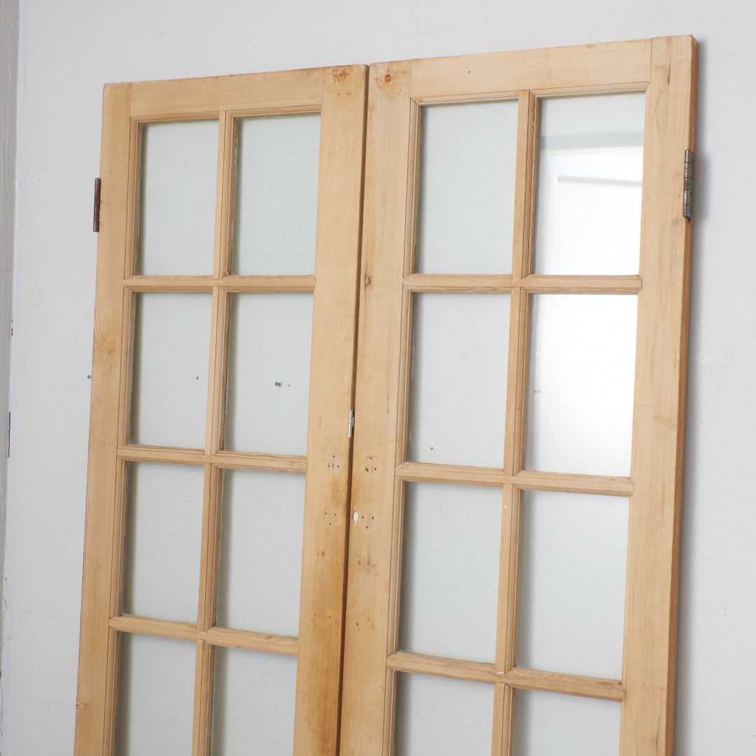 英国アンティーク 両開き ガラスドア