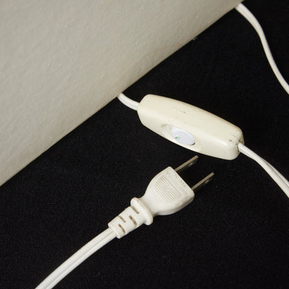 ウォールナット無垢材 テーブルランプ