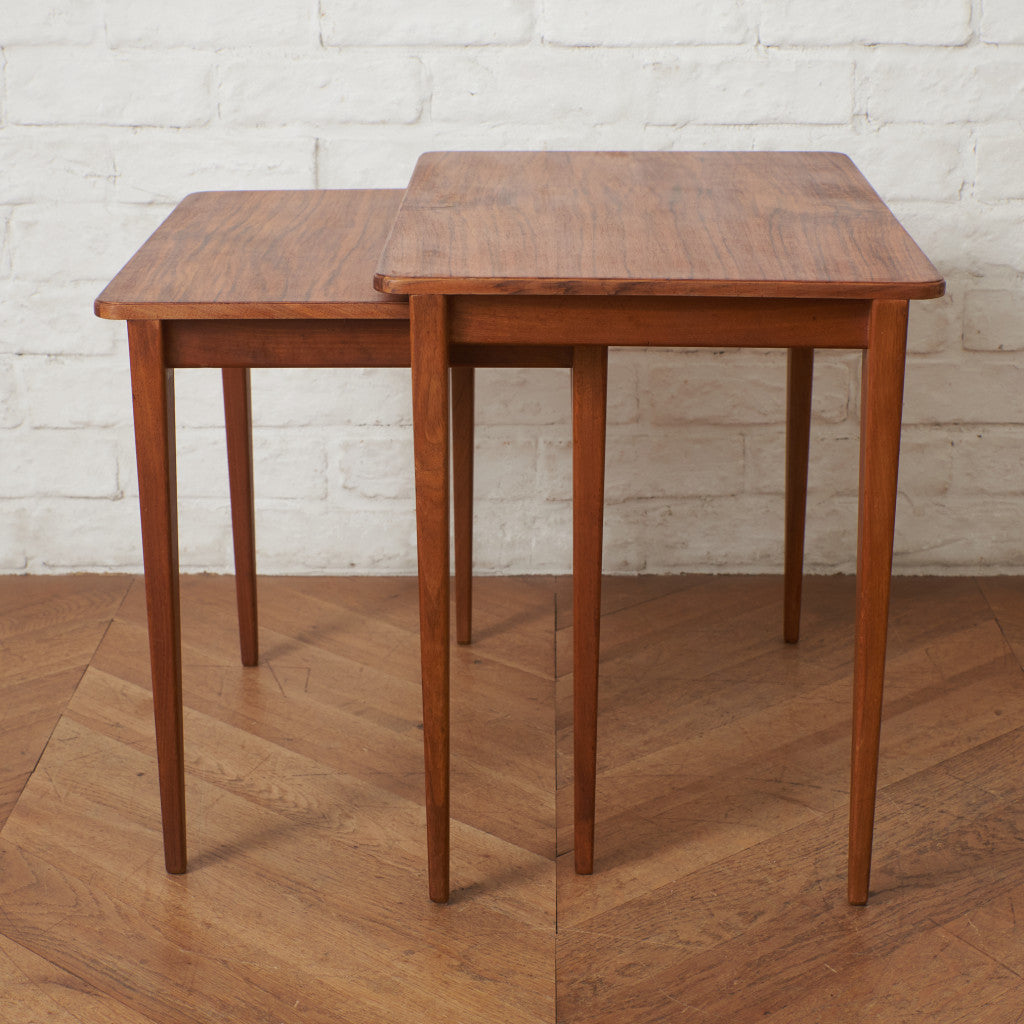 イギリス　ヴィンテージ　ネストテーブル イギリス ヴィンテージ ネストテーブル