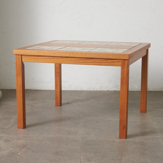 ヴィンテージ タイルトップ コーヒーテーブル