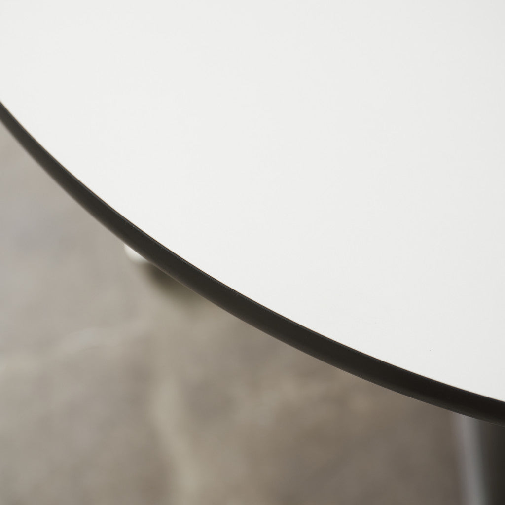 イームズ コントラクトベース ラウンドテーブル