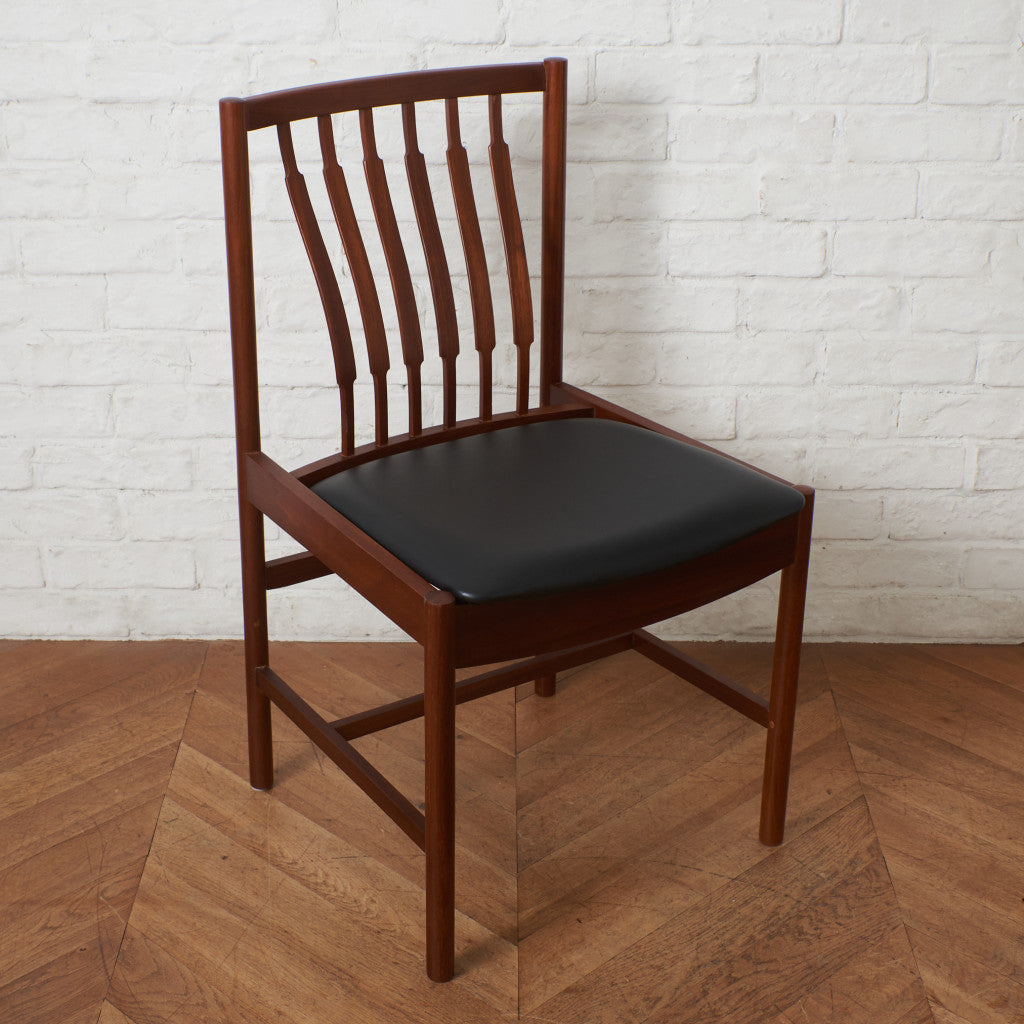 英国ヴィンテージ ダイニングチェア / 張替済