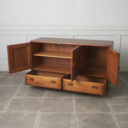 ウィンザー サイドボード