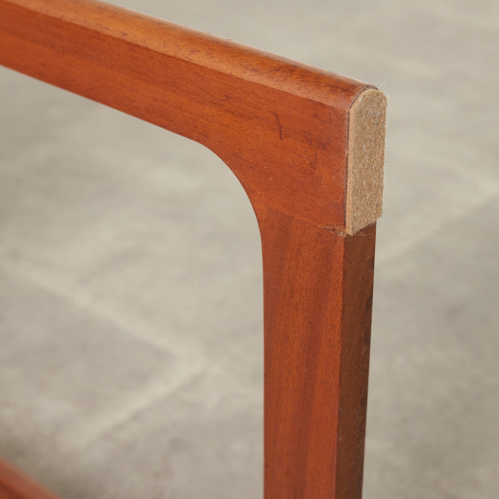 ヴィンテージ 拡張式天板付き ネストテーブル