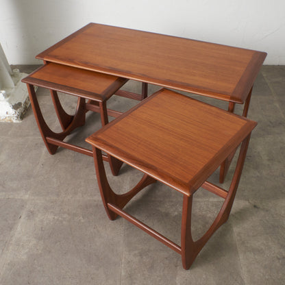 Astro ネストコーヒーテーブル