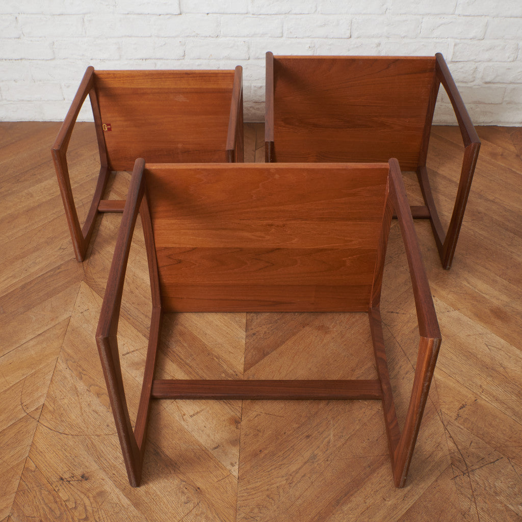 Quadrille ヴィンテージ ネストテーブル