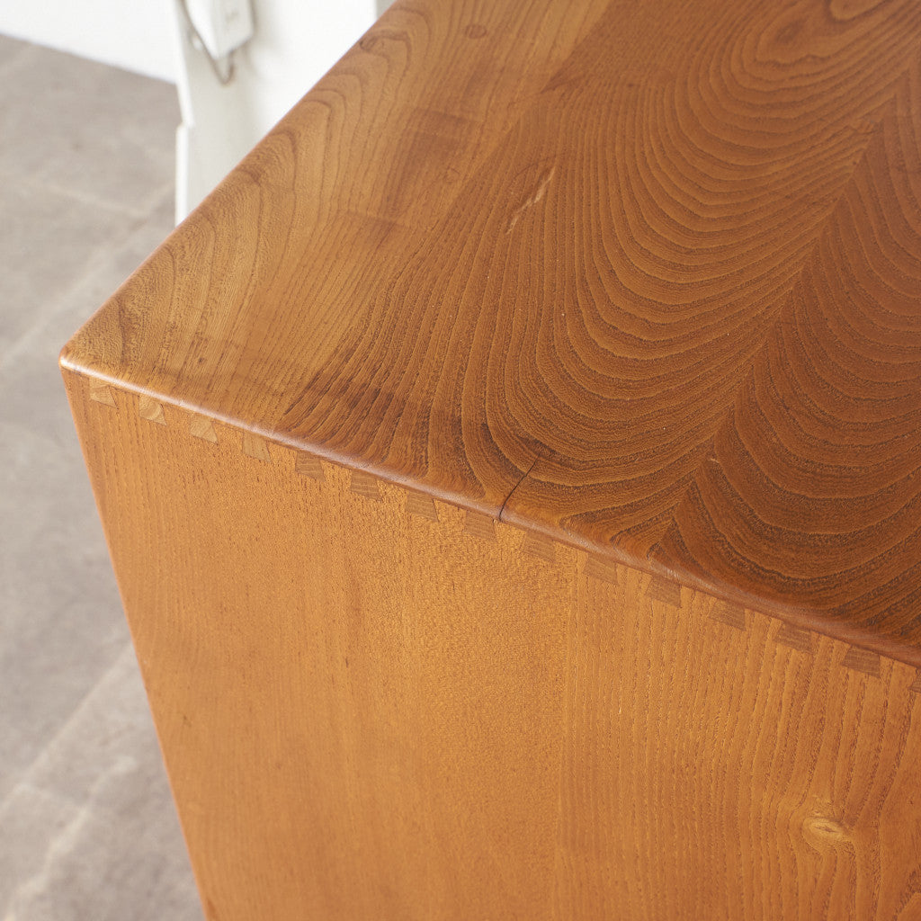 ウィンザー サービングキャビネット 469