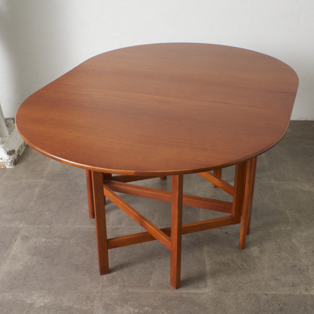 ドロップリーフゲートレッグテーブル