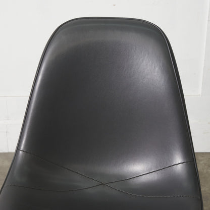 サイドシェルチェア スタッキングベース